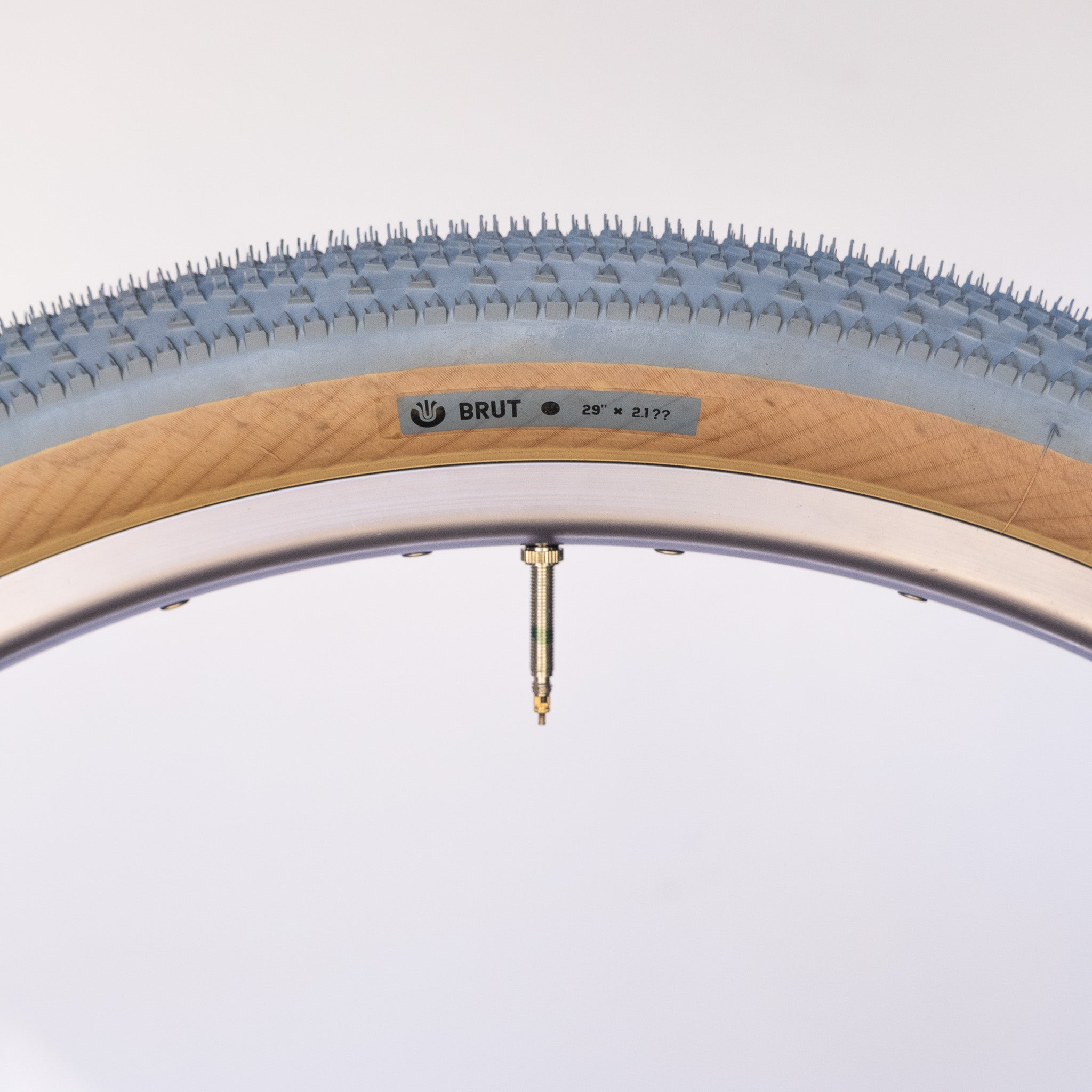 Ultradynamico Brut Race 29 x 2.1 bicycle tire