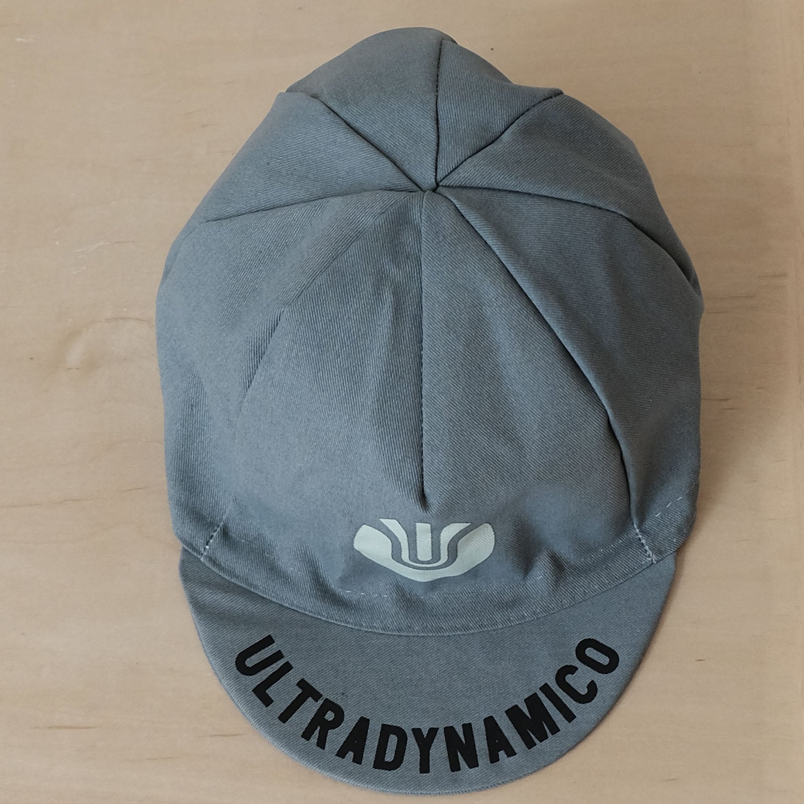 Alt Font Cap - Grey